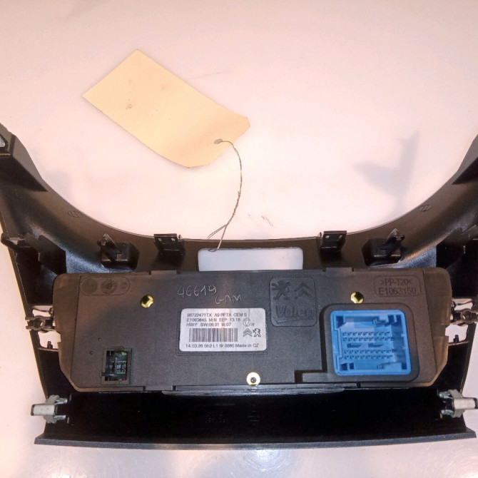 Commande de chauffage occasion PEUGEOT 208 208 Phase 1 2012-03-01->2015-09-30 1.2 VTI 82ch 2