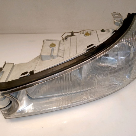 Phare gauche occasion FORD MONDEO I Phase 2 10-1996->09-2000 1.8 1056278