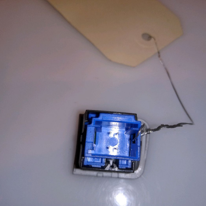 Bouton de warning occasion PEUGEOT 208 208 Phase 1 2012-03-01->2015-09-30 1.2 VTI 82ch 3