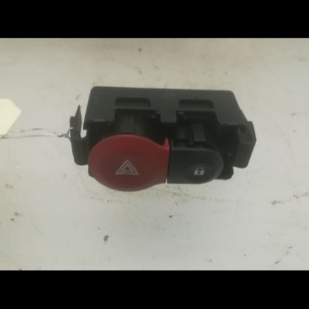 Bouton de warning occasion RENAULT CLIO III Phase 1 09-2005->03-2009 1.5 DCI 70ch 252103766R