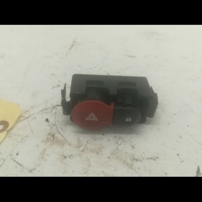 Bouton de warning occasion RENAULT CLIO III Phase 2 03-2009->12-2014 1.5 DCI 70ch 252103766R 1