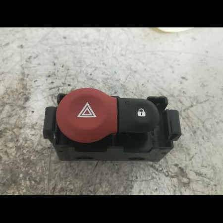 Bouton de warning occasion RENAULT TWINGO III Phase 1 06-2014->... 252103766R