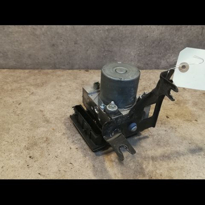 Unité hydraulique ABS occasion RENAULT CLIO III Phase 2 03-2009->12-2014 1.5 DCI 90ch 8201128671 1