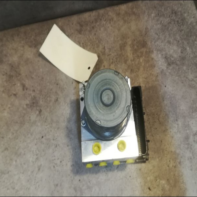 Unité hydraulique ABS occasion RENAULT CLIO III Phase 1 09-2005->03-2009 1.5 DCI 85ch 8201128671 2