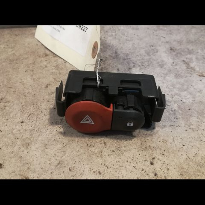 Bouton de warning occasion RENAULT CLIO III Phase 1 09-2005->03-2009 1.6i 16v 110ch 252103766R 1