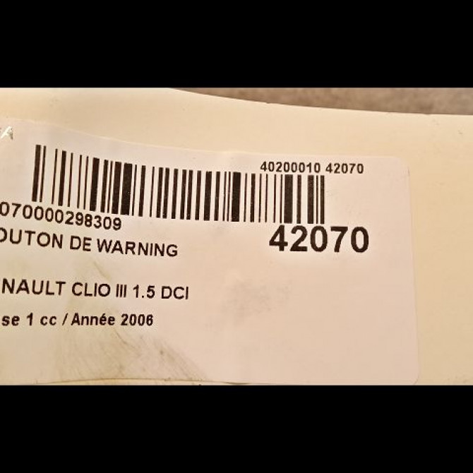 Bouton de warning occasion RENAULT CLIO III Phase 1 09-2005->03-2009 1.5 DCI 85ch 252103766R 3