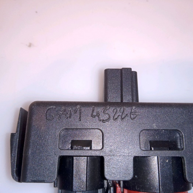 Bouton de warning occasion RENAULT CLIO III Phase 1 09-2005->03-2009 1.5 DCI 70ch 252103766R 3