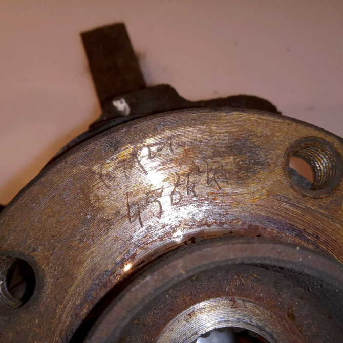 Moyeu avd occasion RENAULT CLIO II Phase 2 06-2001->07-2006 1.5 DCI 65ch 3