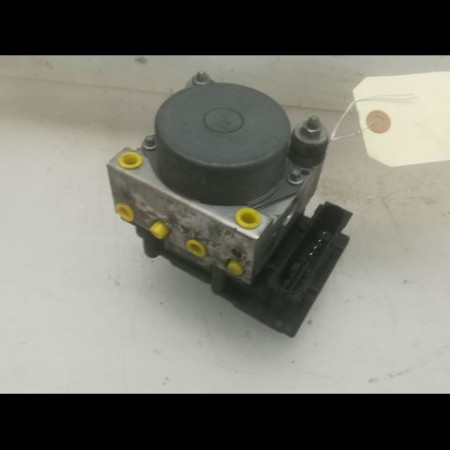 Unité hydraulique ABS occasion RENAULT CLIO III Phase 2 03-2009->12-2014 1.5 DCI 85ch 7701209606
