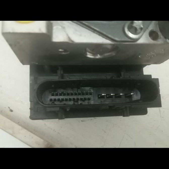 Unité hydraulique ABS occasion RENAULT CLIO III Phase 2 03-2009->12-2014 1.5 DCI 85ch 7701209606 3