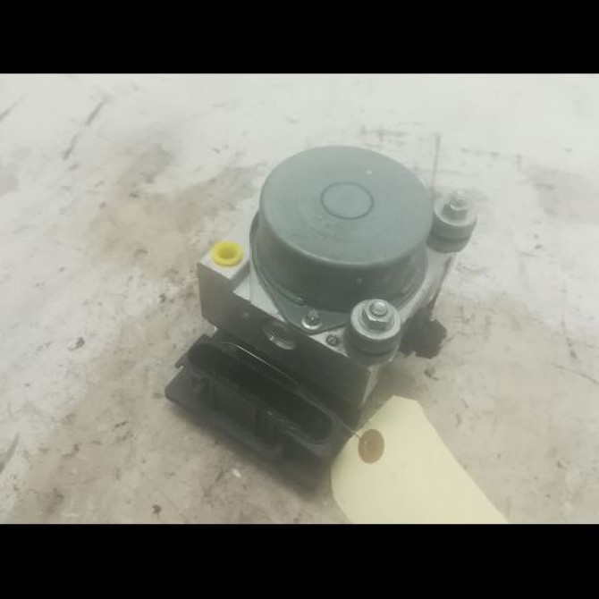 Unité hydraulique ABS occasion RENAULT CLIO III Phase 1 09-2005->03-2009 1.5 DCI 85ch 7701209606 2