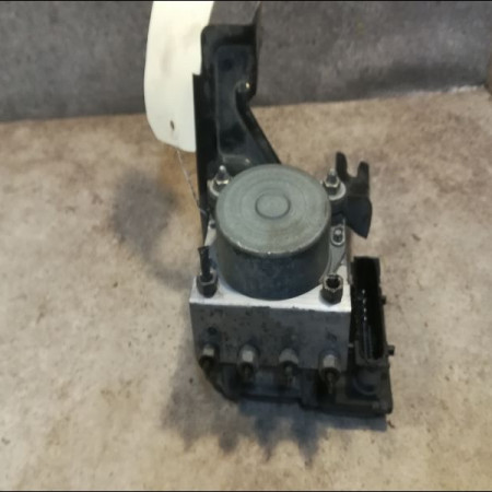 Unité hydraulique ABS occasion RENAULT CLIO III Phase 1 09-2005->03-2009 1.5 DCI 70ch 7701209606