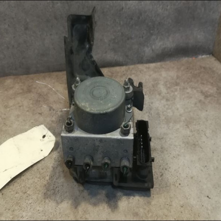 Unité hydraulique ABS occasion RENAULT CLIO III Phase 2 03-2009->12-2014 1.5 DCI 70ch 7701209606