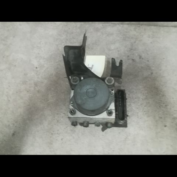 Unité hydraulique ABS occasion RENAULT CLIO III Phase 1 09-2005->03-2009 1.5 DCI 85ch 7701209606 2