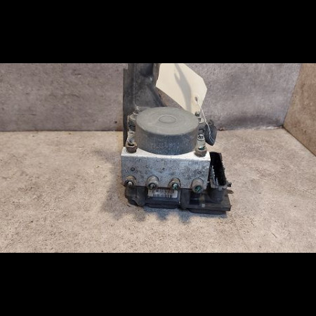 Unité hydraulique ABS occasion RENAULT CLIO III Phase 1 09-2005->03-2009 1.5 DCI 85ch 7701209606
