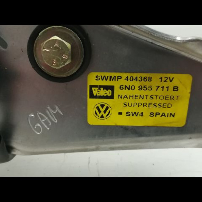 Moteur essuie-glace arrière occasion VOLKSWAGEN POLO III Phase 1 10-1994->11-1999 1.4 6N0955713B 4