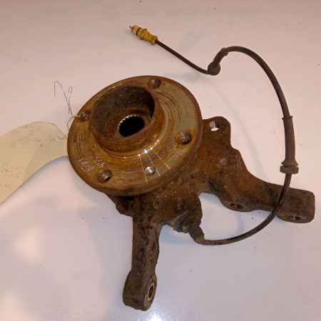 Moyeu avg occasion RENAULT CLIO II Phase 2 06-2001->07-2006 1.5 DCI 65ch