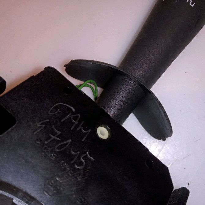 Commande essuie glace occasion RENAULT TWINGO II Phase 2 12-2011->12-2014 1.2i 16v 75ch 4