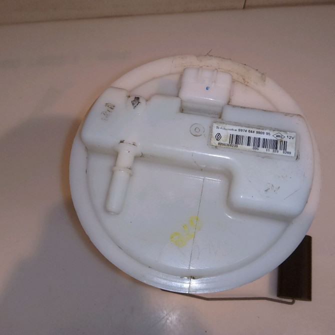 Jauge a carburant occasion RENAULT TWINGO II Phase 2 12-2011->12-2014 1.2i 16v 75ch 3