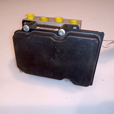 Unité hydraulique ABS occasion RENAULT CLIO III Phase 2 03-2009->12-2014 1.2i 16v 75ch 7701209606