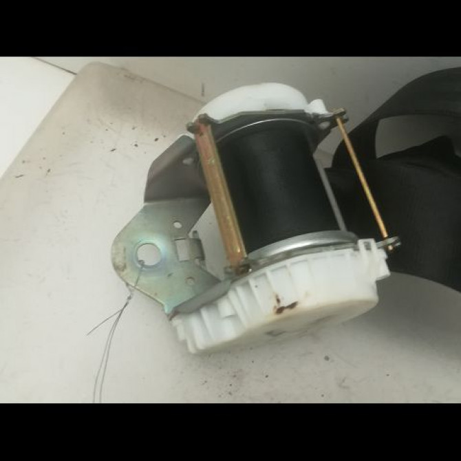 Ceinture arrière droite occasion AUDI A3 II Phase 1 06-2003->06-2008 2.0 TDi 140ch 8P0857805V04 2