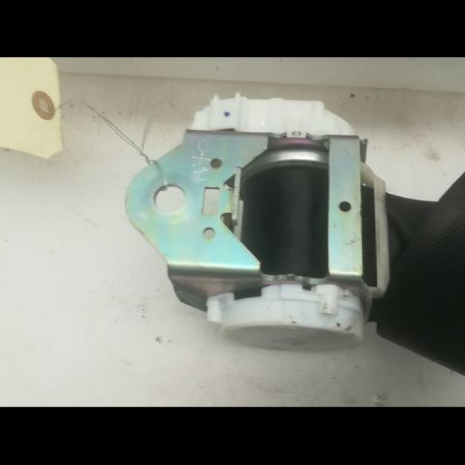 Ceinture arrière droite occasion AUDI A3 II Phase 1 06-2003->06-2008 2.0 TDi 140ch 8P0857805V04 3