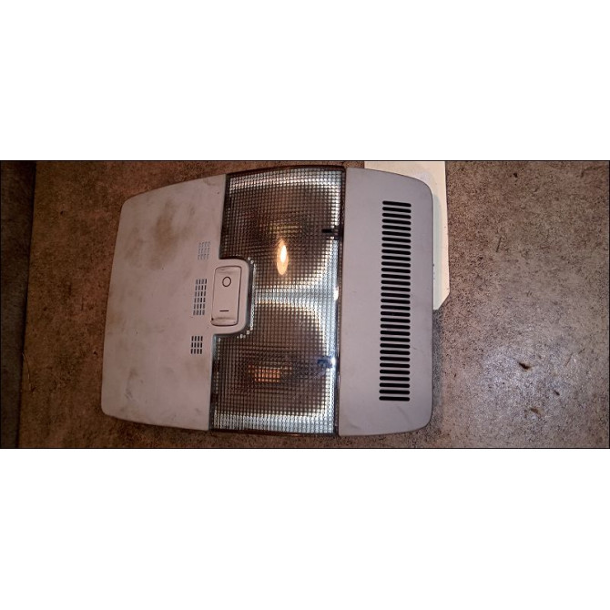Plafonnier occasion AUDI A3 II Phase 1 06-2003->06-2008 2.0 TDi 140ch 8P0947111B 1