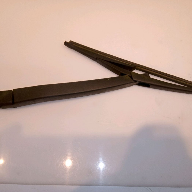 Bras essuie-glace arrière occasion OPEL CORSA IV Phase 1 09-2006->12-2010 1.2 TWINPORT 80ch 55703093 1