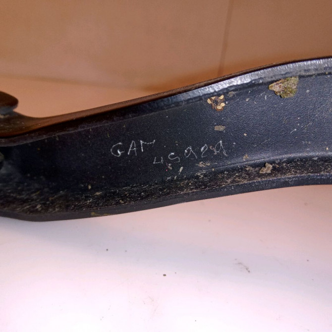 Bras essuie-glace avant gauche occasion OPEL CORSA IV Phase 1 09-2006->12-2010 1.2 TWINPORT 80ch 13284136 3