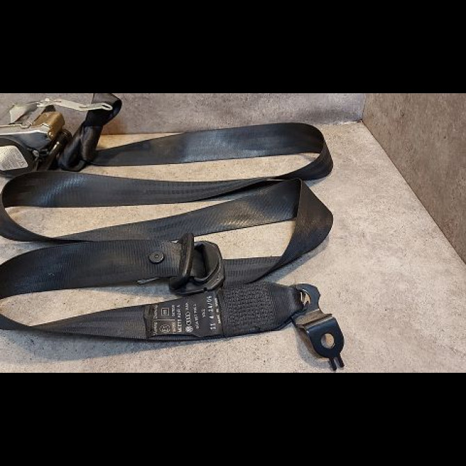 Ceinture avant droite occasion VOLKSWAGEN POLO IV Phase 2 05-2005->09-2009 1.4 TDI 70ch 6Q3857706JTTM 1