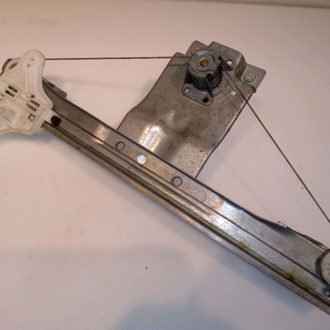Mecanisme leve-glace arrière droit occasion RENAULT CLIO IV Phase 1 07-2012->... 1.5 DCI 90ch 827003722R 2