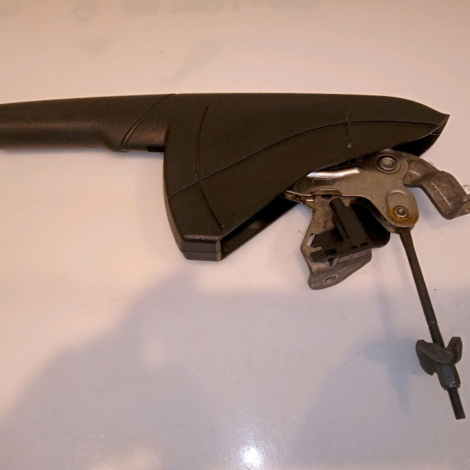 Levier frein a main occasion AUDI A1 Phase 1 06-2010->03-2015 1.2 TFSI 86ch 6C0711303C 2