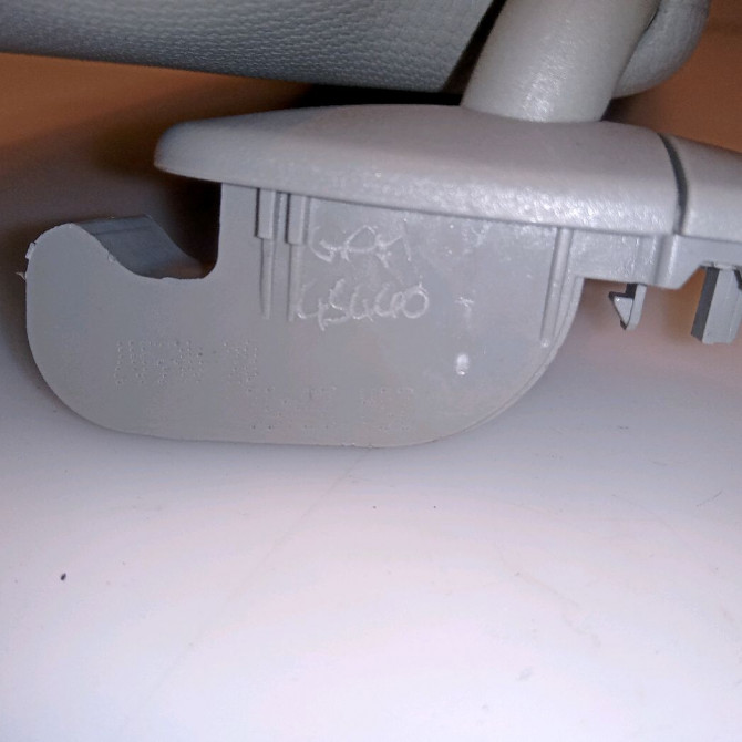 Pare-soleil gauche occasion AUDI A1 Phase 1 06-2010->03-2015 1.2 TFSI 86ch 8K0857551AFEA7 3