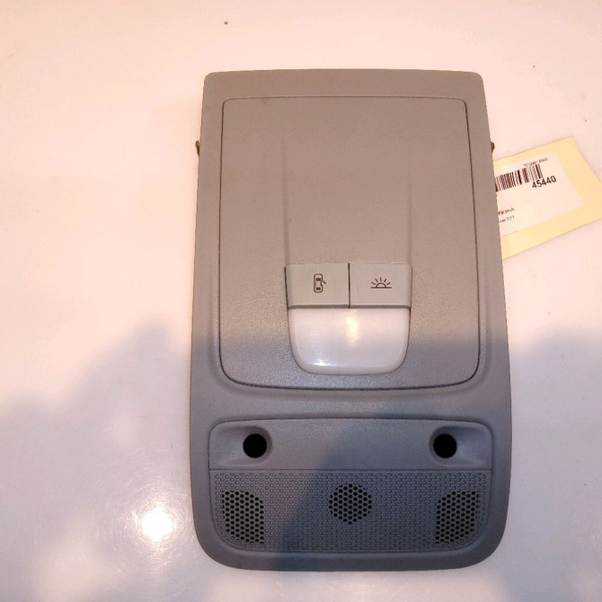 Plafonnier occasion AUDI A1 Phase 1 06-2010->03-2015 1.2 TFSI 86ch 8X0947135ALBC5 1