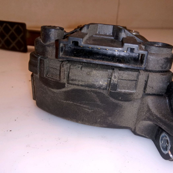 Potentiometre accelerateur occasion AUDI A1 Phase 1 06-2010->03-2015 1.2 TFSI 86ch 3