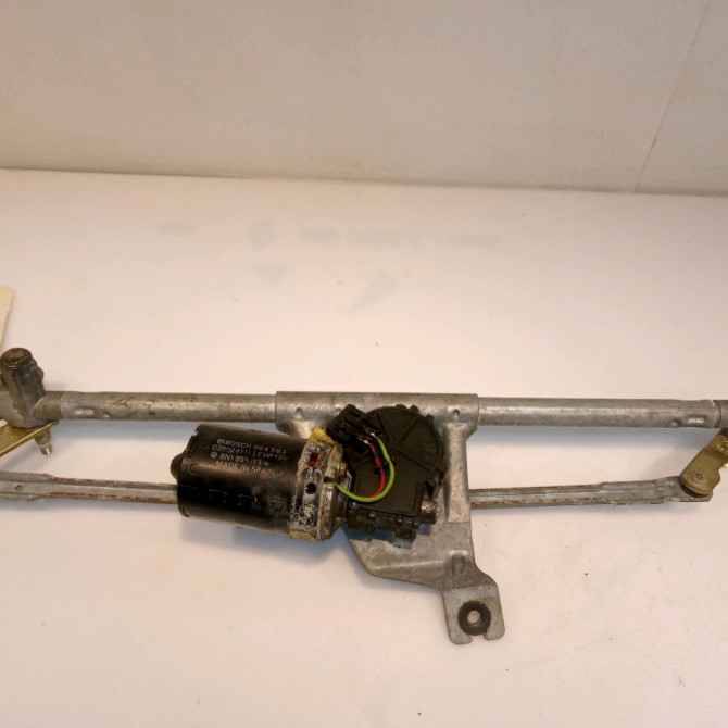 Moteur essuie-glace avant occasion VOLKSWAGEN POLO III Phase 1 10-1994->11-1999 1.3 6X0955119 1