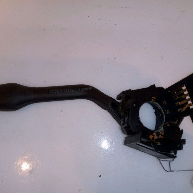 Commande essuie glace occasion VOLKSWAGEN POLO III Phase 1 10-1994->11-1999 1.3 1H095351901C 2