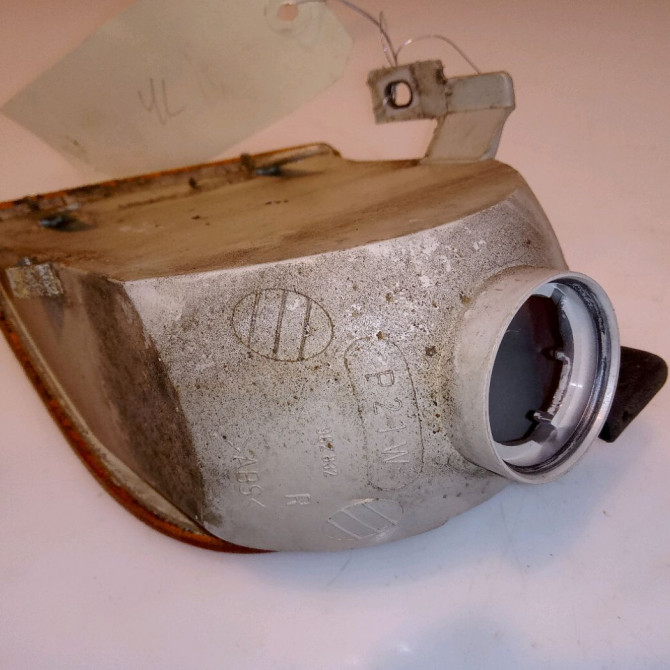 Clignotant droit occasion VOLKSWAGEN POLO III Phase 1 10-1994->11-1999 1.3 6N0953042B 3