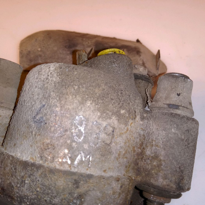 Etrier de frein avant droit occasion VOLKSWAGEN POLO III Phase 1 10-1994->11-1999 1.3 6N0615123A 4