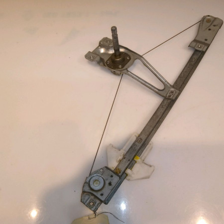 Mecanisme leve-glace arrière droit occasion VOLKSWAGEN POLO III Phase 1 10-1994->11-1999 1.3 6N4839402