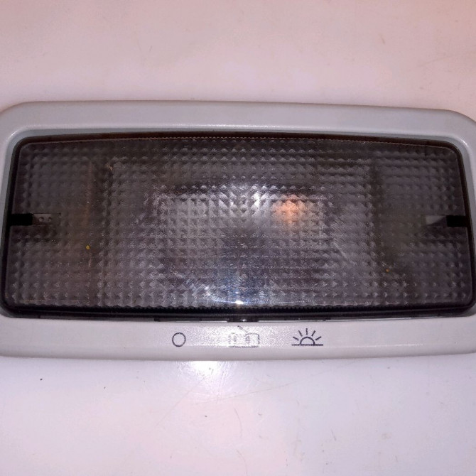 Plafonnier occasion VOLKSWAGEN POLO III Phase 1 10-1994->11-1999 1.3 6N0947105EY20 1