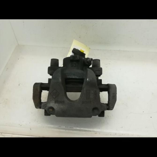 Etrier de frein avant gauche occasion RENAULT CLIO IV Phase 1 07-2012->... 1.5 DCI 75ch 410113834R 1