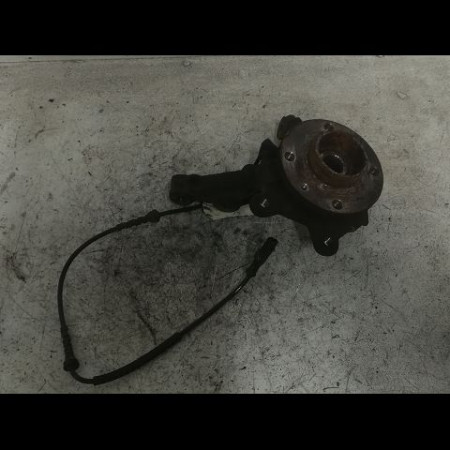 Moyeu avg occasion RENAULT TWINGO II Phase 1 06-2007->11-2011 1.5 DCI 65ch 7701207677