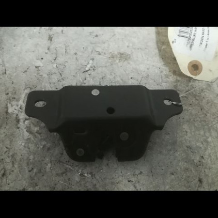 Serrure hayon occasion CITROEN SAXO Phase 1 03-1996->09-1999 1.1i 871951