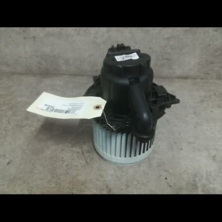 Ventilateur de chauffage occasion DACIA SANDERO II Phase 1 10-2012->... 1.0i 75ch 272107379R