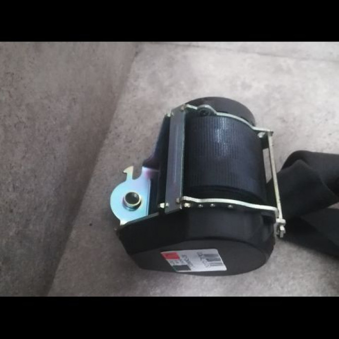 Ceinture avant gauche occasion DACIA SANDERO II Phase 1 10-2012->... 1.0i 75ch 868854701R 2