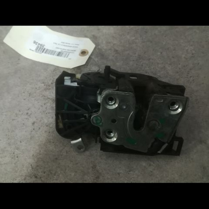 Serrure porte ard occasion DACIA SANDERO II Phase 1 10-2012->... 1.0i 75ch 825028727R 1