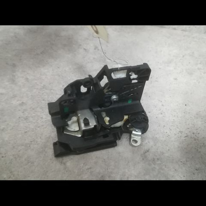 Serrure porte ard occasion DACIA SANDERO II Phase 1 10-2012->... 1.0i 75ch 825028727R 2