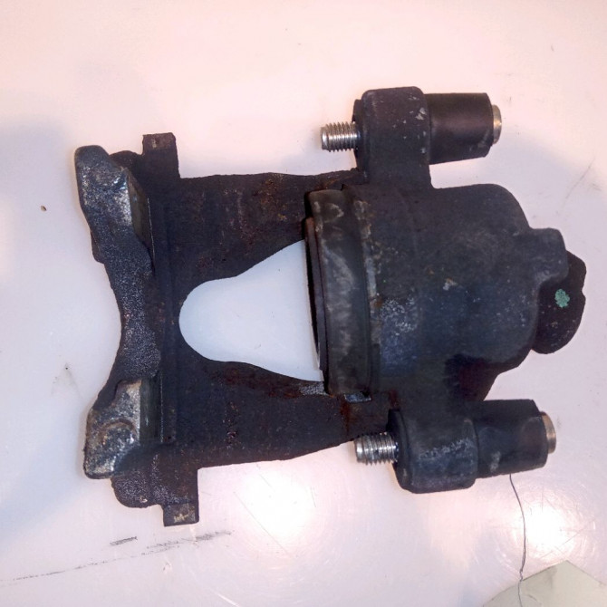 Etrier de frein avant droit occasion DACIA SANDERO II Phase 1 10-2012->... 1.2i 75ch 410010121R 2