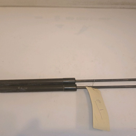 Verin droit hayon occasion DACIA SANDERO II Phase 1 10-2012->... 1.2i 75ch 904529943R